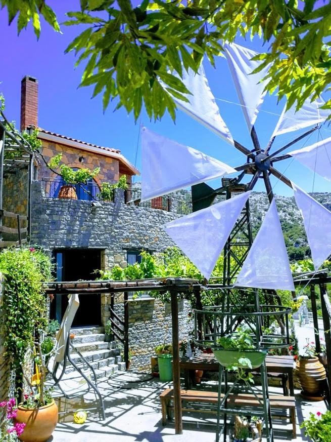 Αργουλιάς Aparthotel Tzermiadon Bagian luar foto