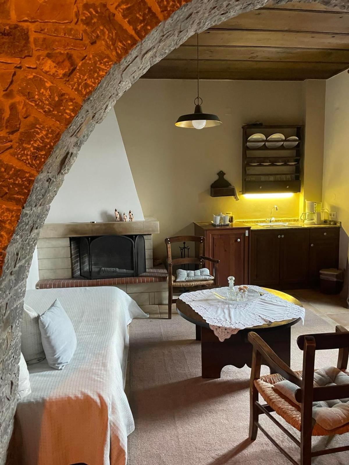 Αργουλιάς Aparthotel Tzermiadon Bagian luar foto